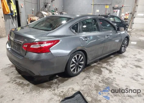 2017 Nissan Altima 2.5 Sl z USA, uszkodzony, nr VIN 1N4AL3AP8HC185343